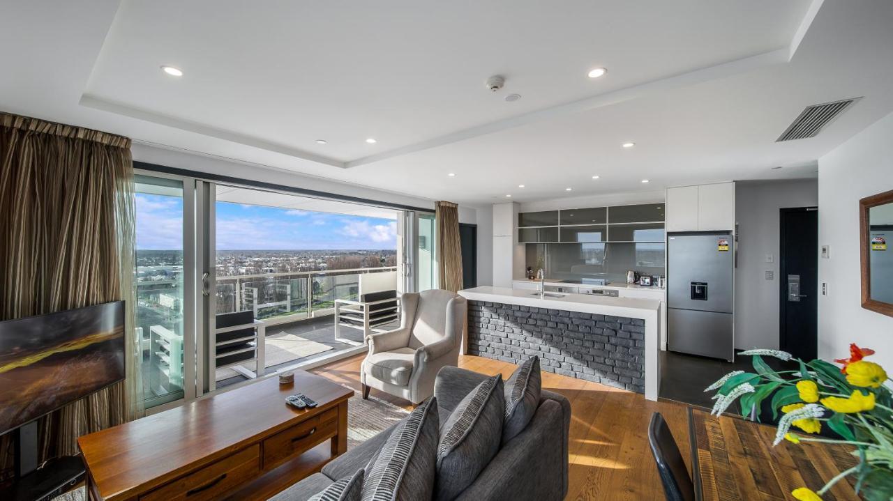 Central City View With Free Valet Parking Christchurch Exterior foto